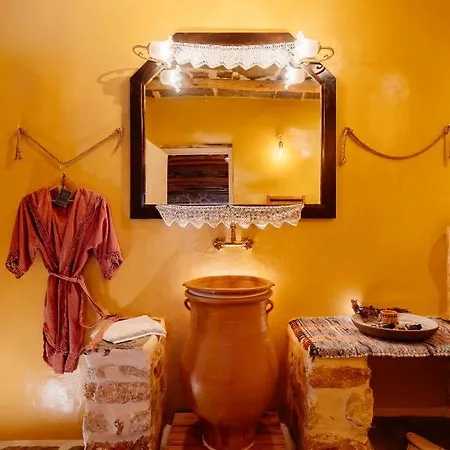 Πανσιόν Stenosa 4*