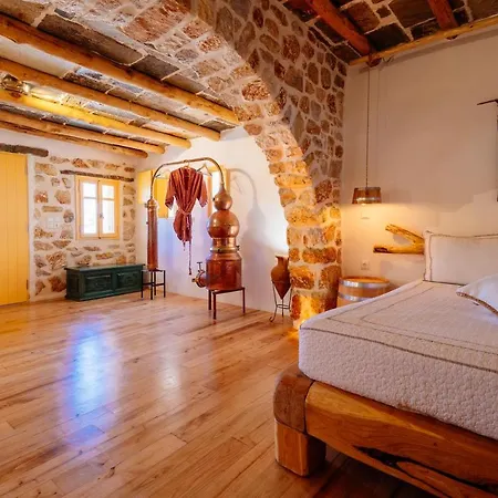 Stenosa Πανσιόν 4*