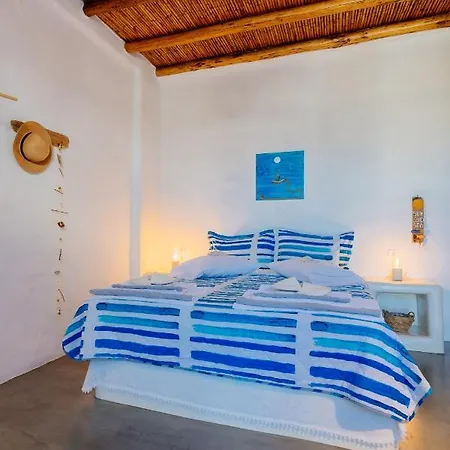 Stenosa Πανσιόν Δονούσα