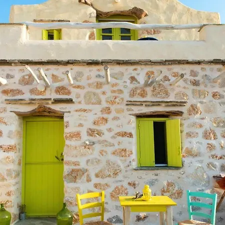 Stenosa Πανσιόν